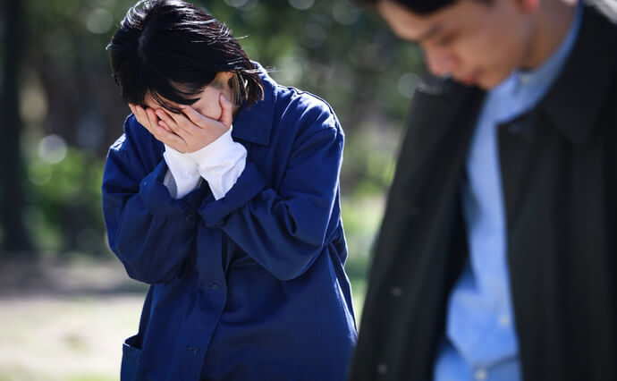 彼氏と絶対に別れたくない！別れを回避する方法とは？