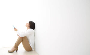 彼氏に浮気されたトラウマを克服するには