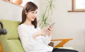 「元彼に会いたい...」と我慢している時の相談先