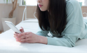 元彼に彼女ができて辛いときの相談先